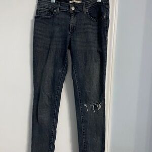 Levi’s 711 super skinny jeans size 29  Used in excellent condition